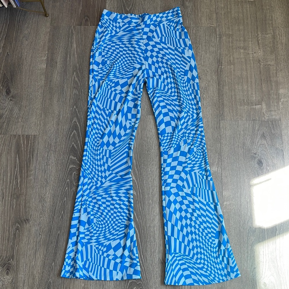 Funky blue checkered pants!